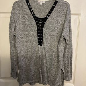 Light knitted shirt. Perfect for a cool fall night